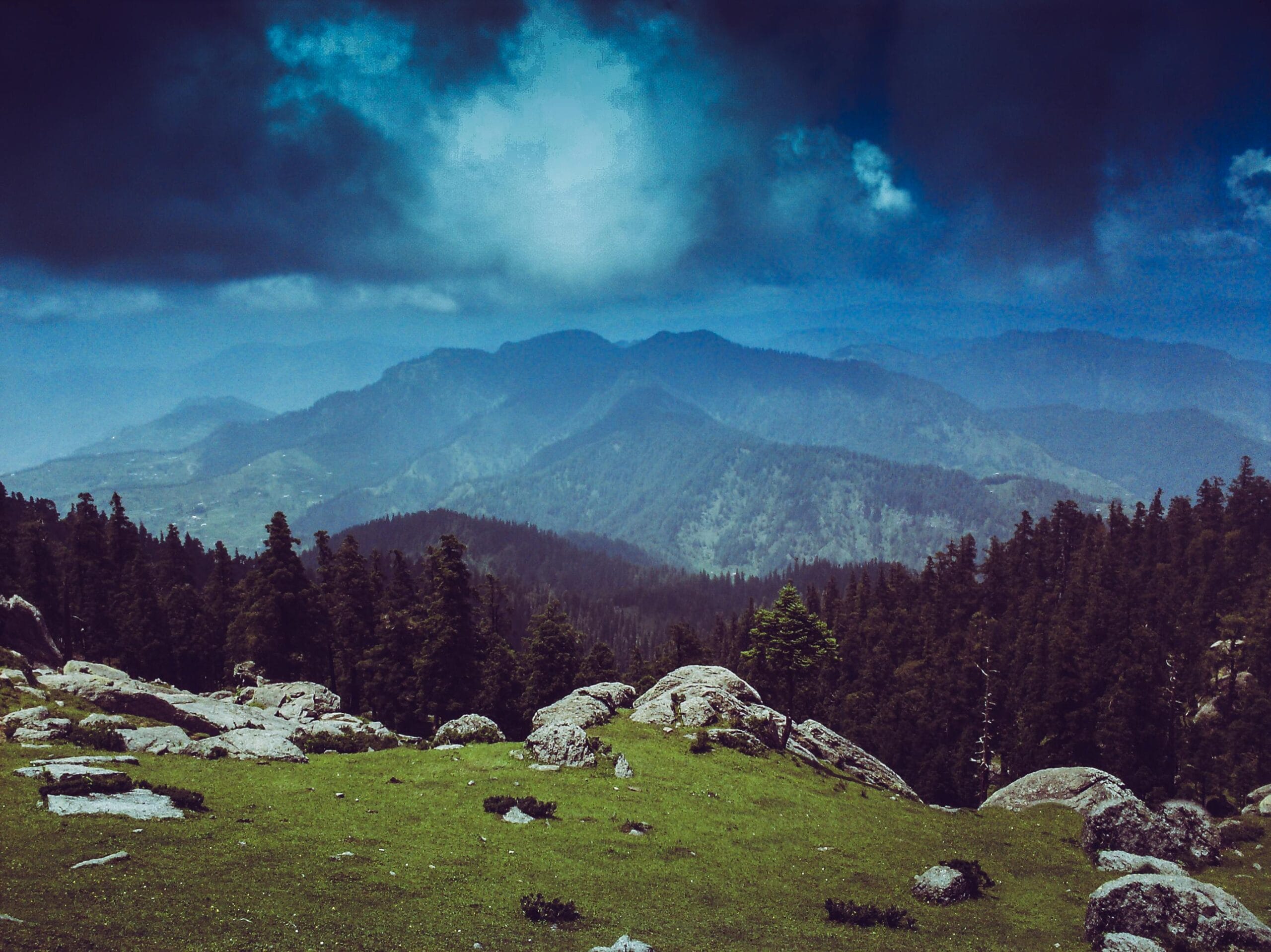 pexels-ashish-sharma-266379-1098395
